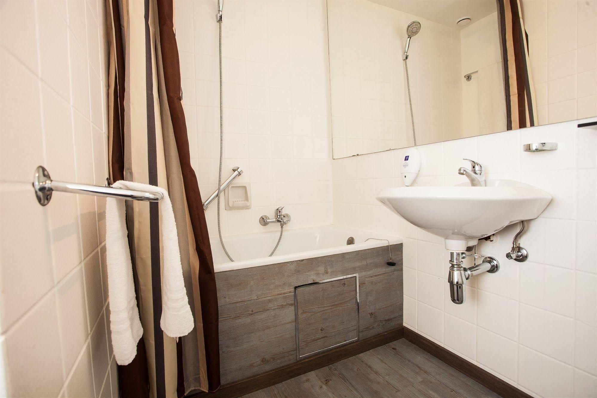 Leonardo Hotel Charleroi City Center Eksteriør bilde